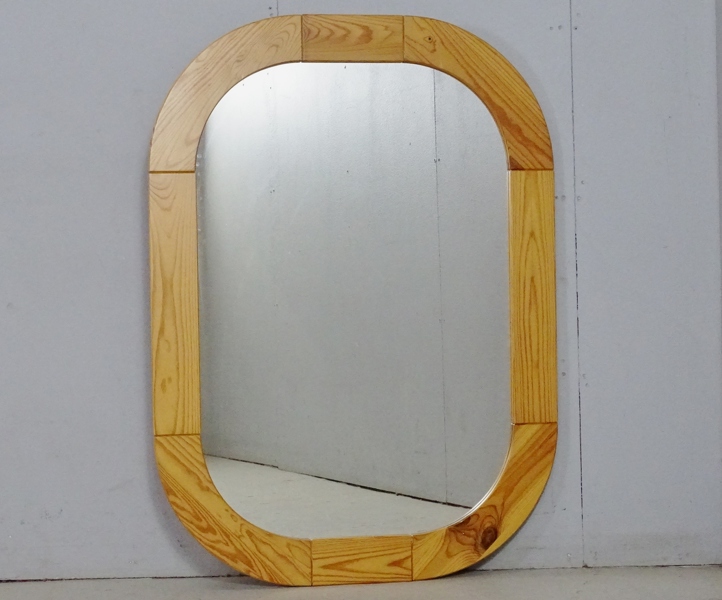 Väggspegel, 1900-tal