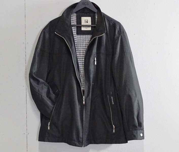 Herrjacka Pierre Cardin, modell 48400