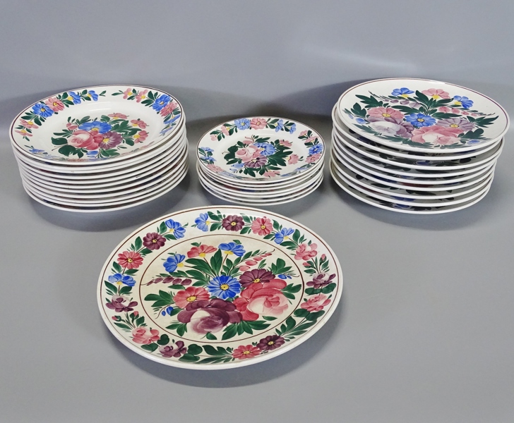 Matservis, handmålad dekor, Ungern, 1900-tal