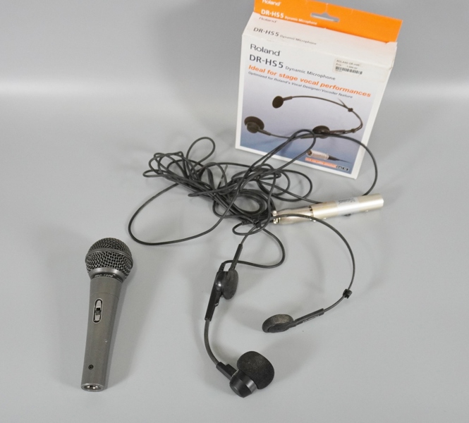 2 st mikrofoner Roland / PRO1900