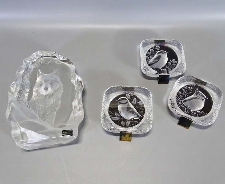 4 delar konstglas, "Varg samt småfåglar" Mats Jonasson, Målerås