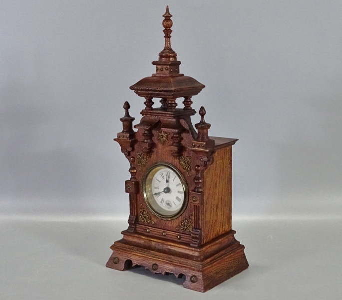 Bordsur, nyrenässans, 1900-talets första hälft, troligen Tyskland