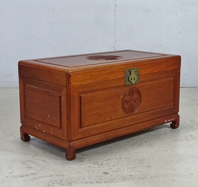 Kamferkista, Kinesisk stil, 1900-tal