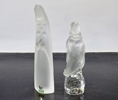 4 st. glasskulpturer, Reijmyre Madonna, sjöjungfru, häst samt pingvin