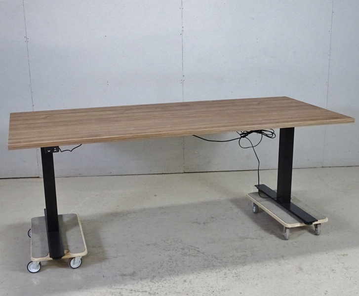 Skrivbord, ROL Ergo AB, höj- och sänkbart