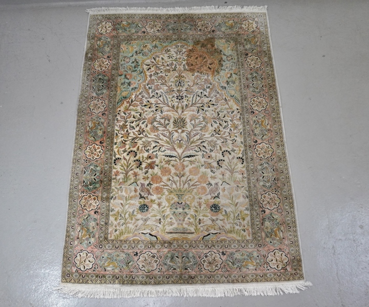 Matta, orientalisk, smutsig