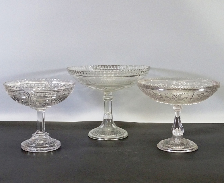 3 st. skål på fot, 1900-tal