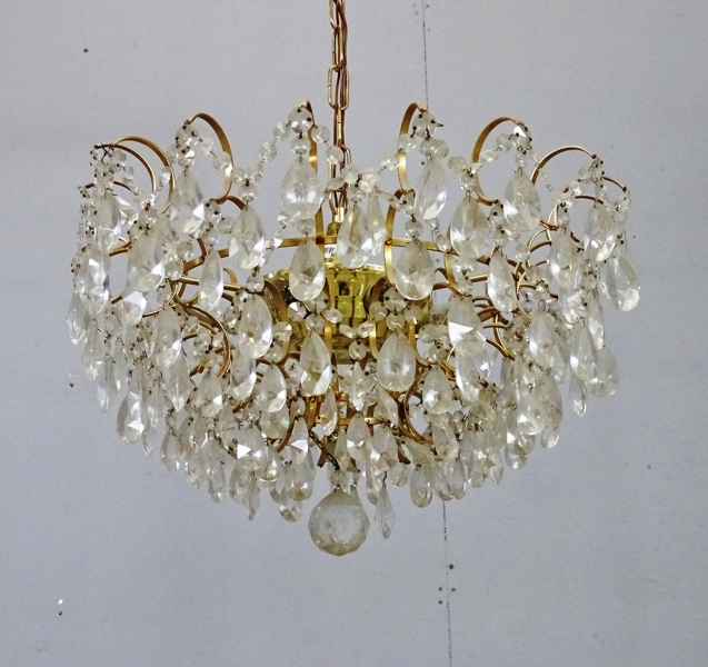 Kristallampa, modern