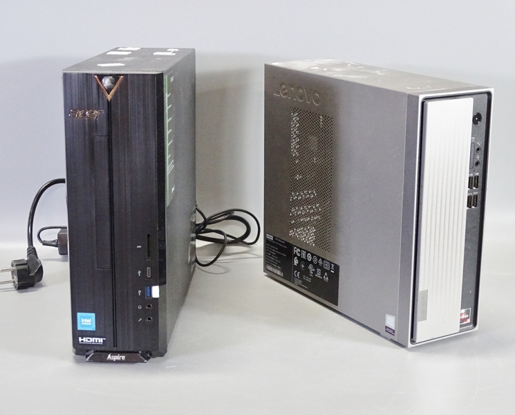 2 st. stationära datorer, Acer samt Lenovo
