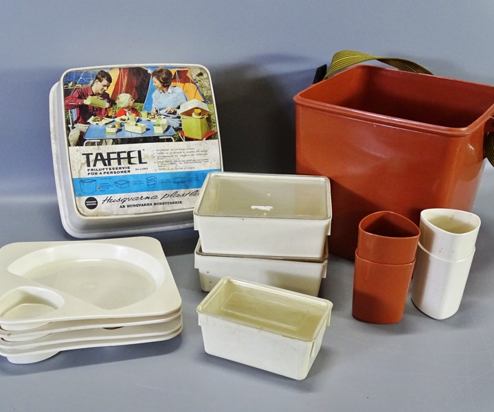 Pick-nick väska, Taffel, AB Husqvarna borstfabrik, Husqvarna plastlinje, 1900-tralets mitt