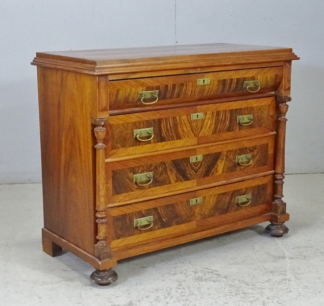 Byrå, nyrenässans, 18/1900-tal