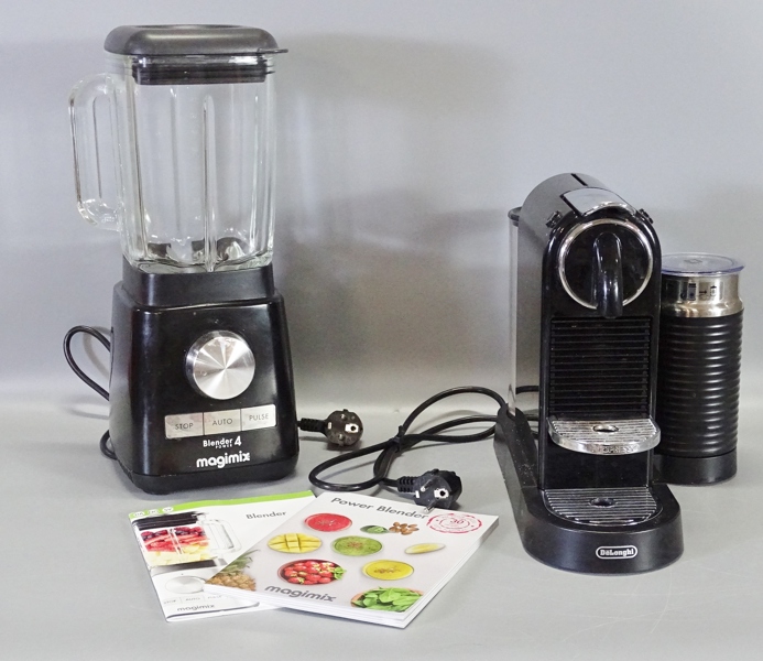 Kaffemaskin samt blender, DeLonghi och Magimix