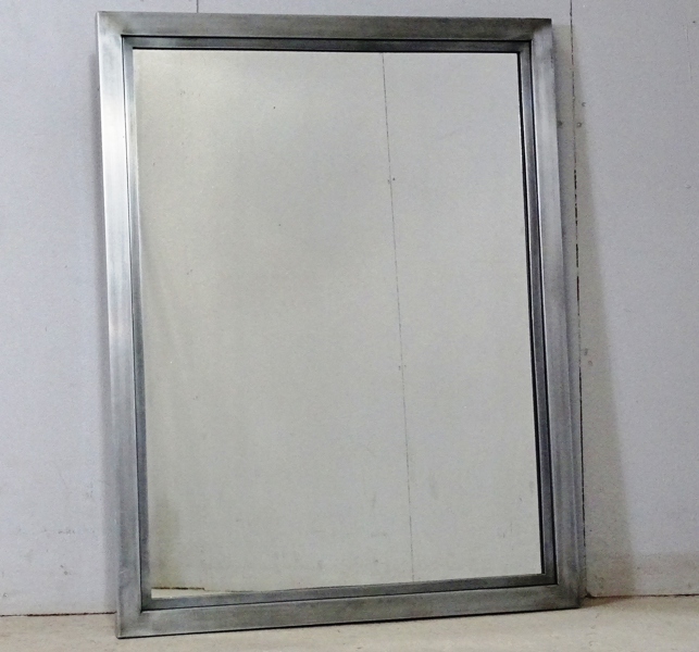 Väggspegel, 19/2000-tal