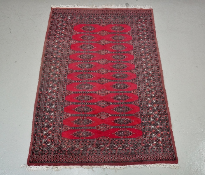 Matta, orientalisk, ca 184*118 cm