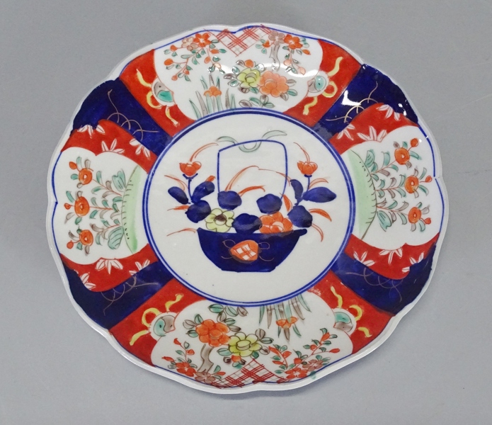 Fat/tallrik, Imari, Japan, 1900-tal