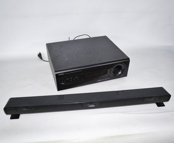 Förstärkare med inbyggd subwoofer, Yamaha