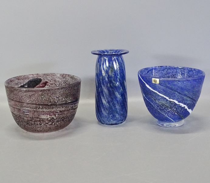 2 st. skålar samt vas, Milan Vobruba, Gusum, 1990