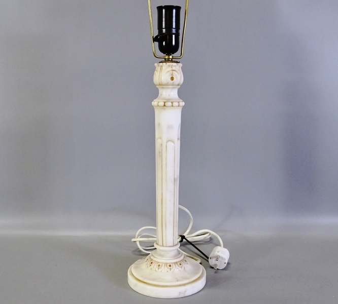 Bordslampa. troligen Italien, 1900-tal