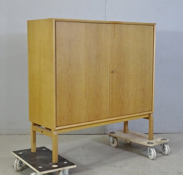 Linneskåp ur serien MTP, Marian Grabinski för IKEA, 1960-tal