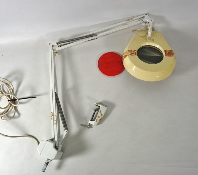 Lampa med förstoringsglas, LEDU