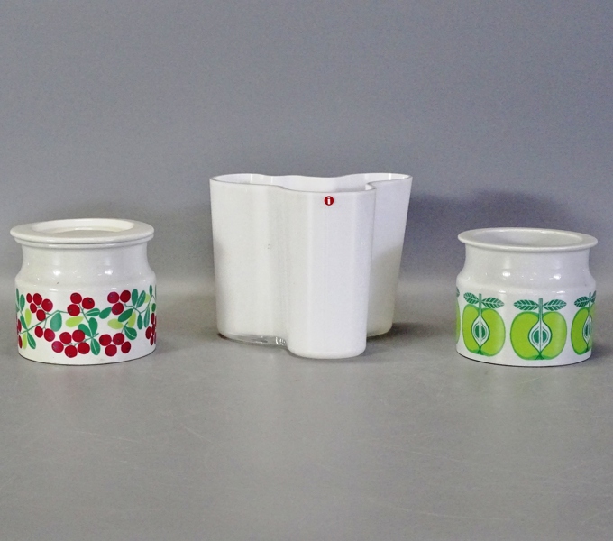 Vas samt 2 st. marmeladburkar, Iittala och Arabia, Finland, bl. a. Alvar Aalto