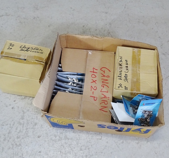 Parti gångjärn för skåplucka, Ferfort