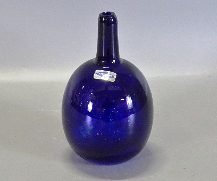 Kuvertvas, Oiva Toikka, Nuutajärvi, Finland