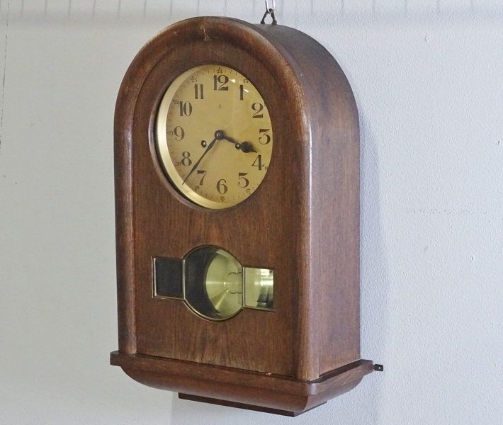 Väggpendyl, 1900-tal