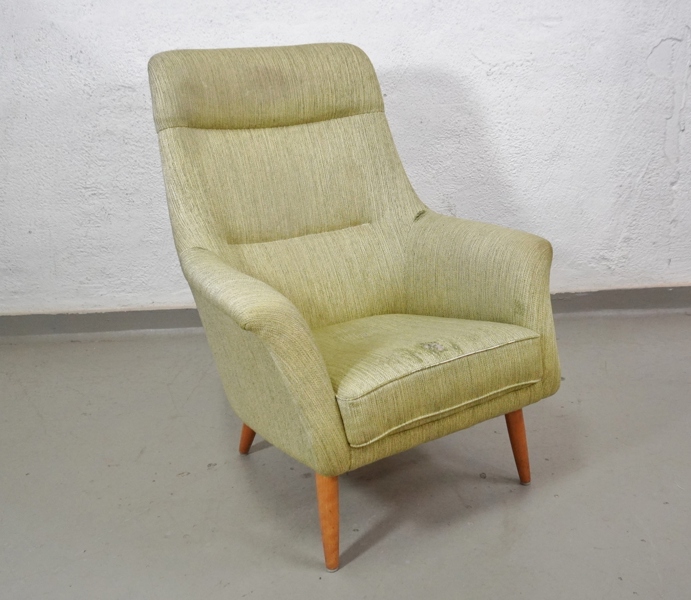 Fåtölj, med renoveringsbehov, 1900-tal