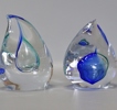 2 st. glasskulpturer, Carlos R. Pebaqué, Gullaskrufs glasbruk