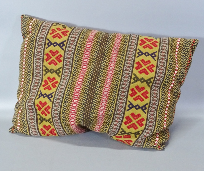 Prydnadskudde, allmogestil, 1900-tal