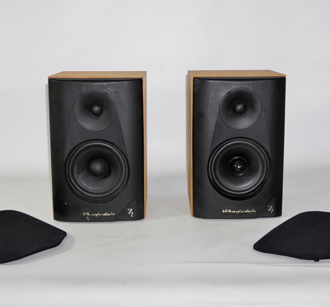 1 par högtalare, Wharfedale