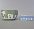 Skål samt lockask, Wedgwood, Jasperware, 1900-tal, England