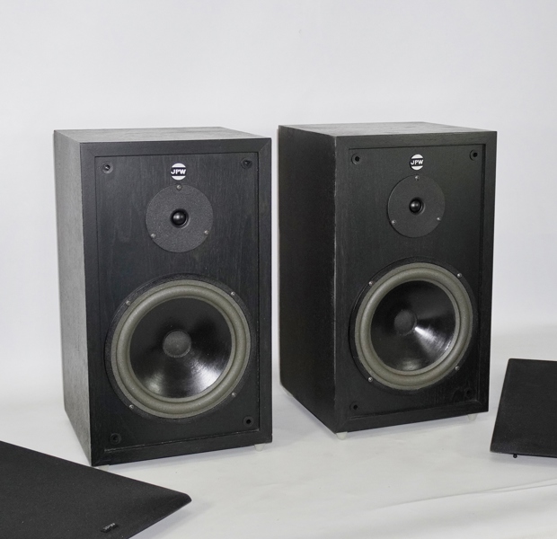 1 par högtalare, JPW