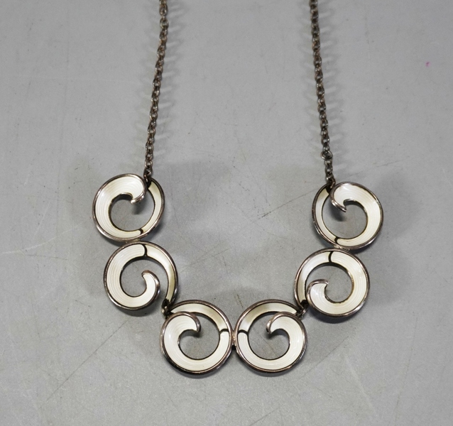 Halsband, emalj / silver, Norge