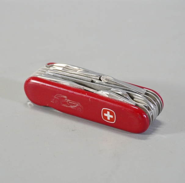 Fällkniv, Victorinox