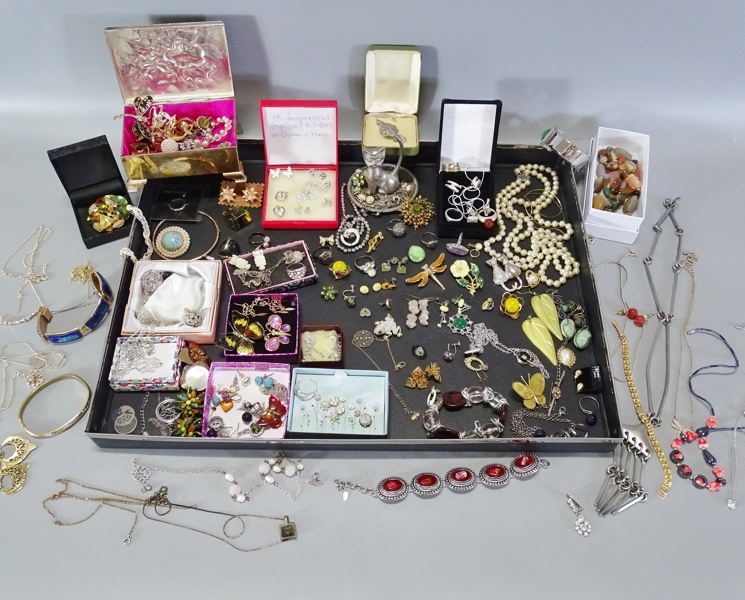 Parti smycken och bijouterier