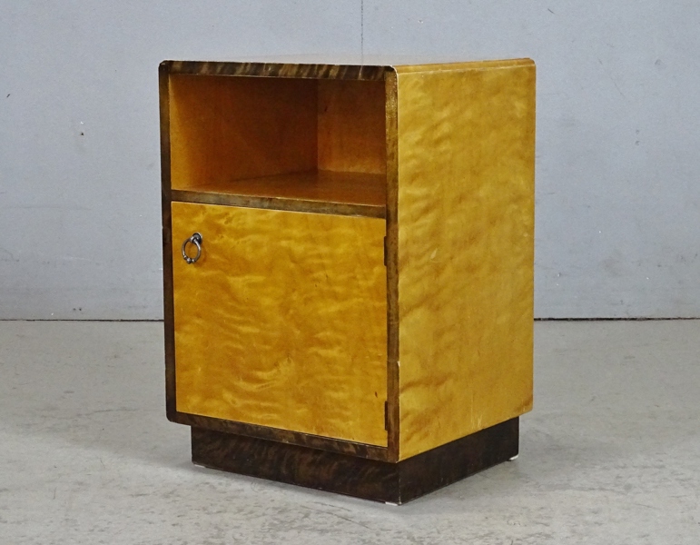 Sängbord, 1900-talets första hälft