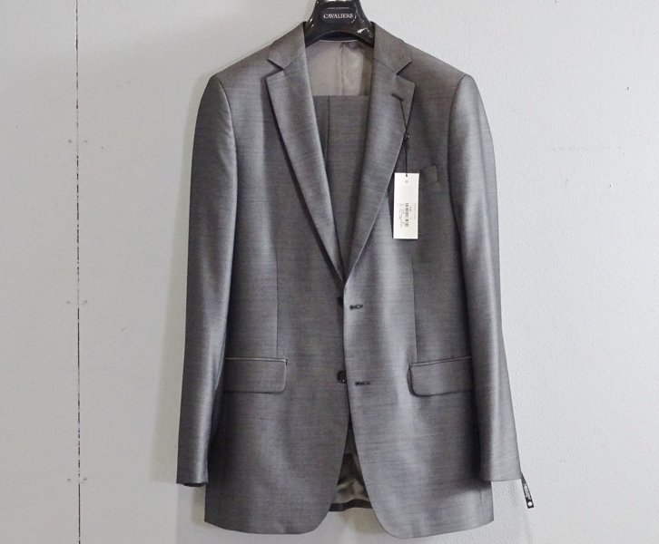 Kostym, Cavaliere, strl 146