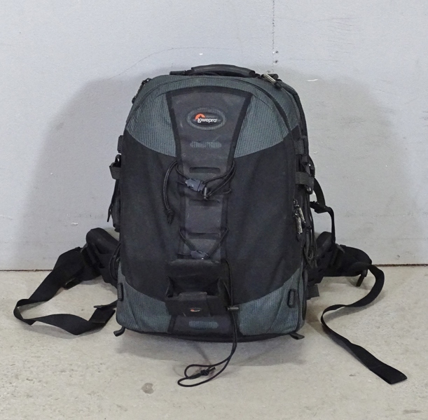 Ryggsäck/Kameraväska, Lowepro, "Trekker AW II"
