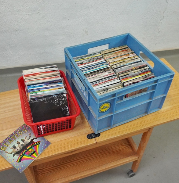 Parti vinylskivor, singel / EP, blandade genrer