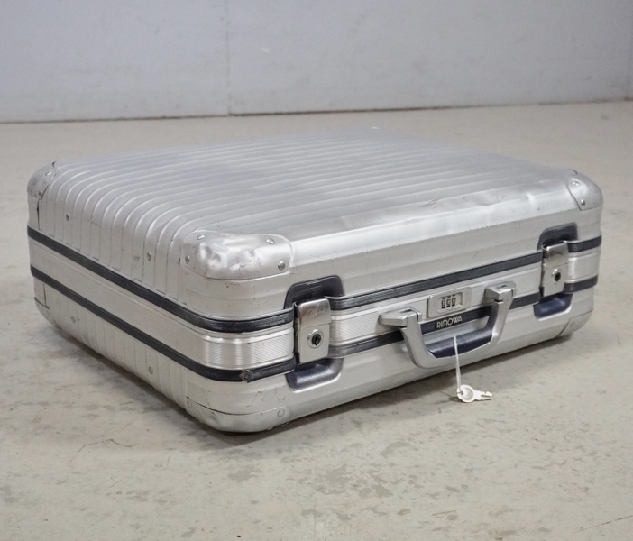 Resväska, Rimowa, 1900-tal