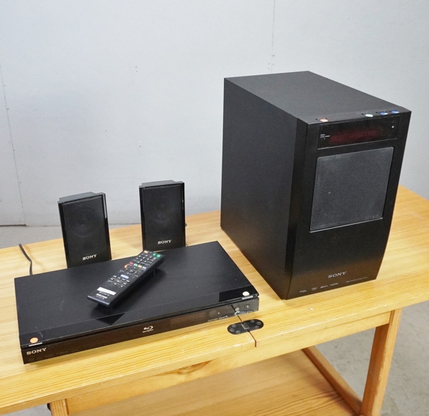Blu-rayspelare, subwoofer samt högtalare, Sony,  