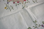 Bordsduk, med broderi