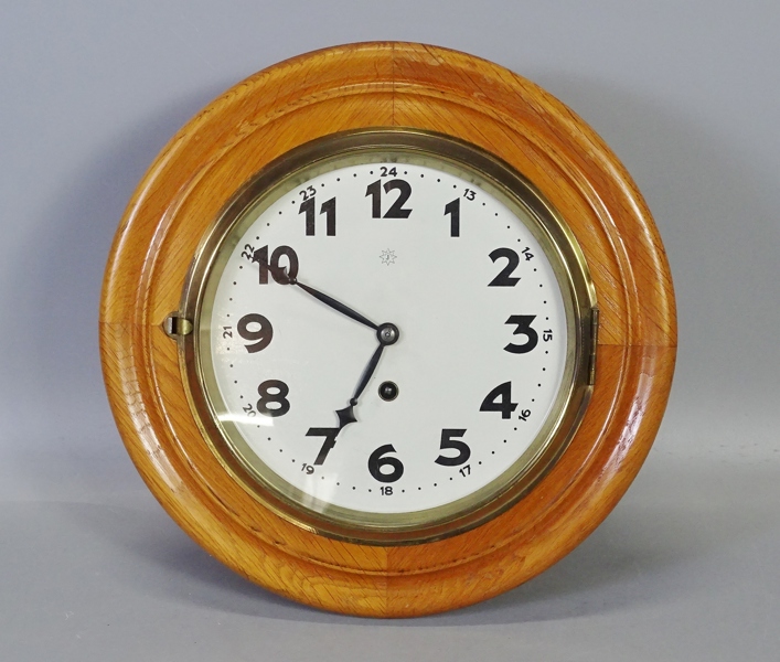 Väggklocka, Junghans, 1900-tal