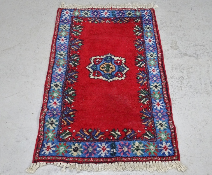 Handknuten matta, orientalisk