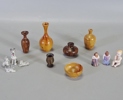 Parti miniatyrer, skål, vaser samt figuriner, 13 delar, 1900-tal