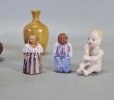 Parti miniatyrer, skål, vaser samt figuriner, 13 delar, 1900-tal