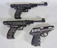 3 st. pistoler, kolsyre samt softair, bl. a. "Blow"