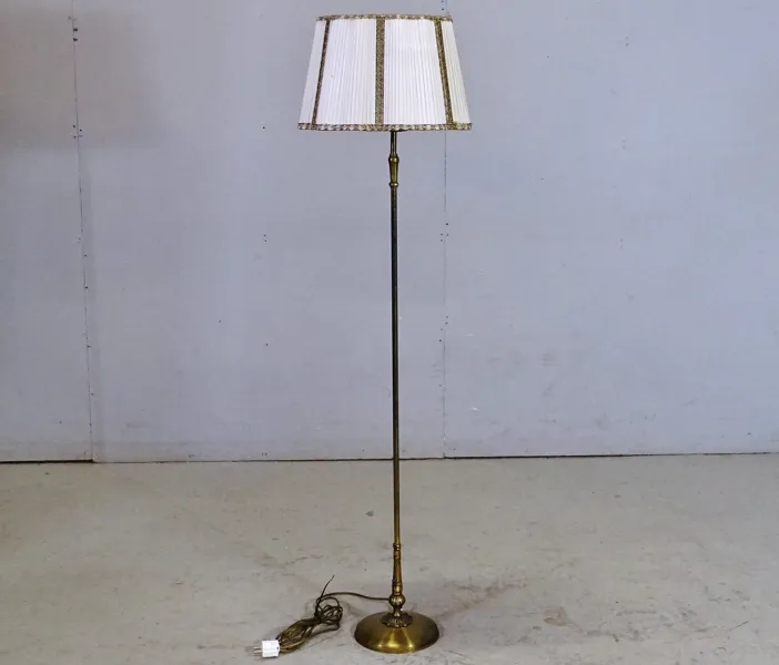Golvlampa, 1900-tal
